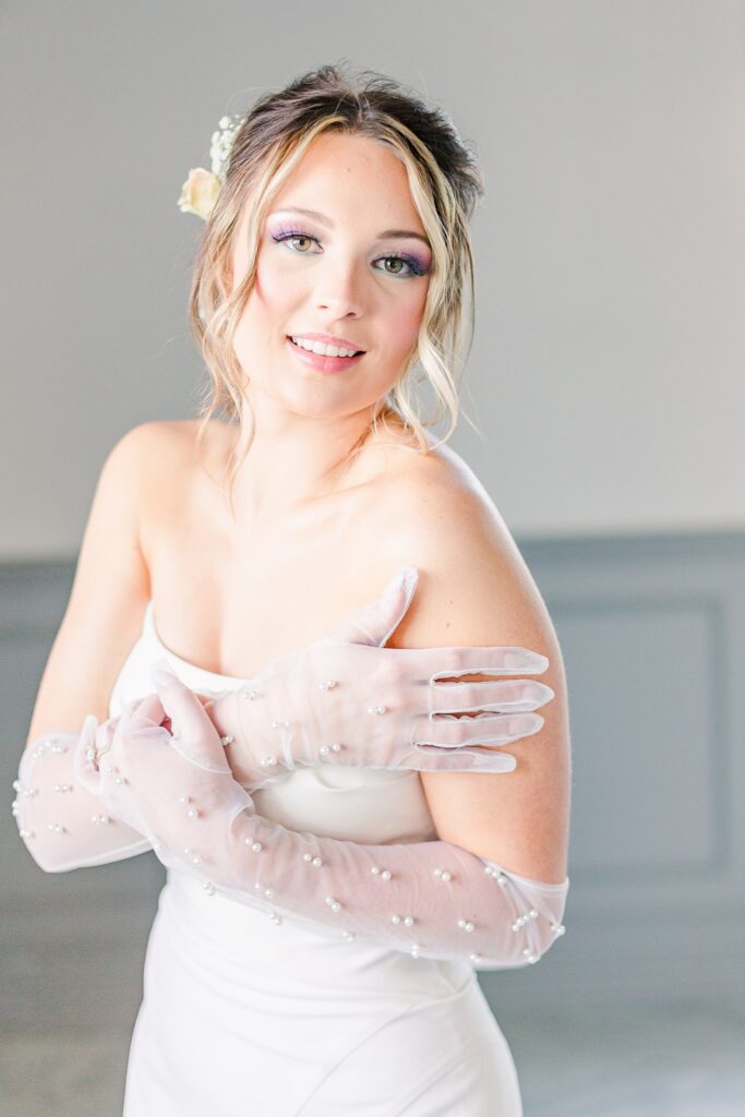 pearl bridal gloves