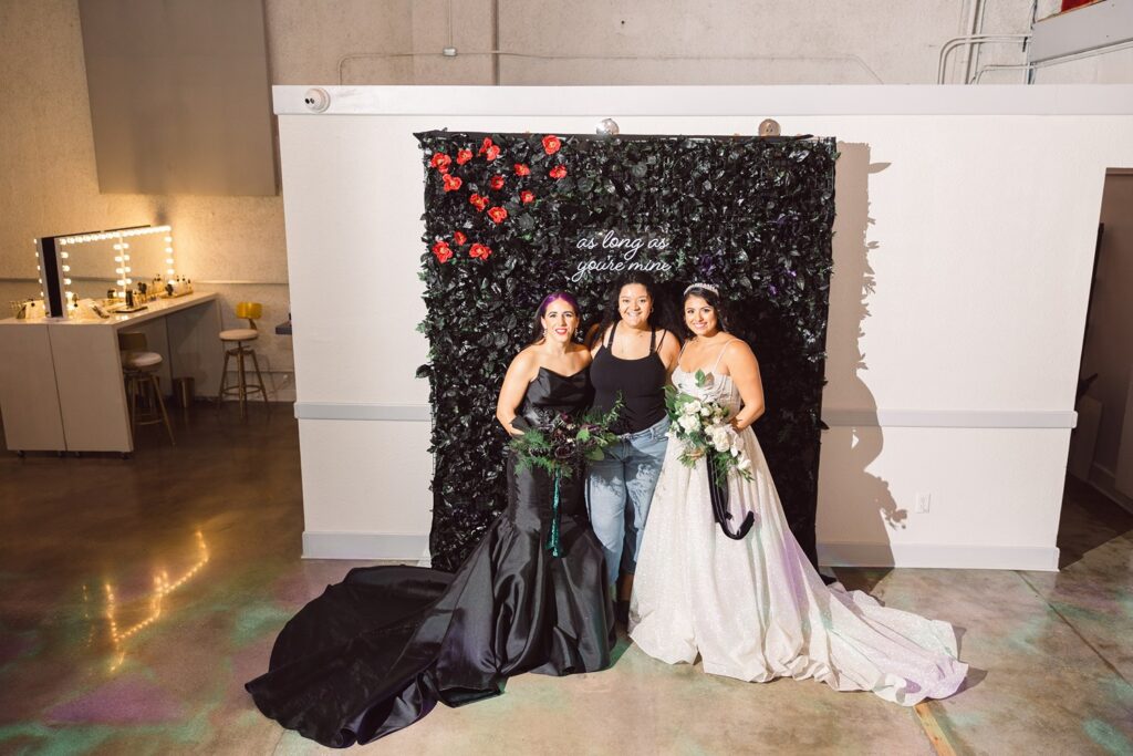 Kansas City wedding planner with bridal models