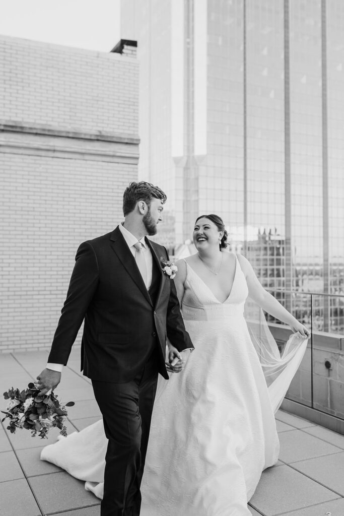 newlywed photos at Hotel Kansas City