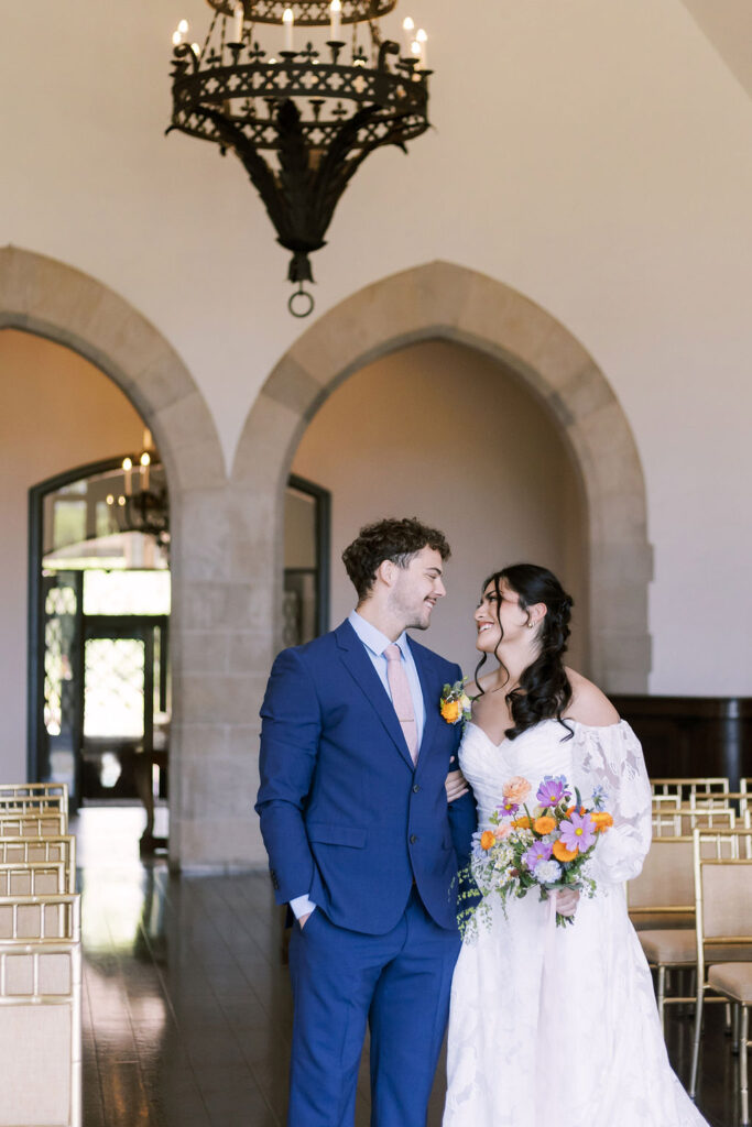 couple at Oakwood Country Club wedding