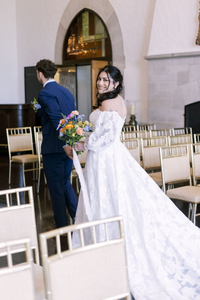 couple at Oakwood Country Club wedding