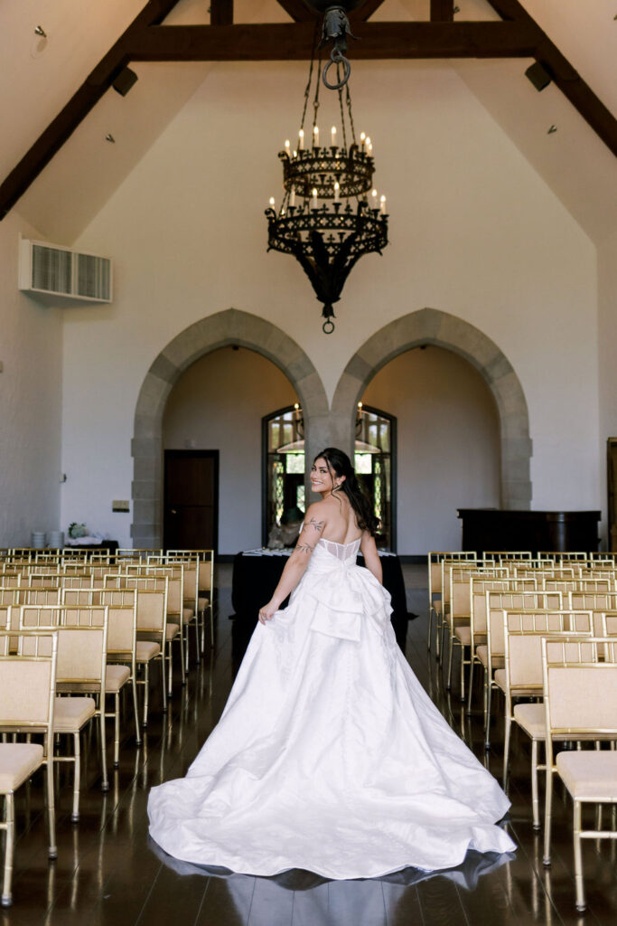 bride inside Oakwood Country Club foyer