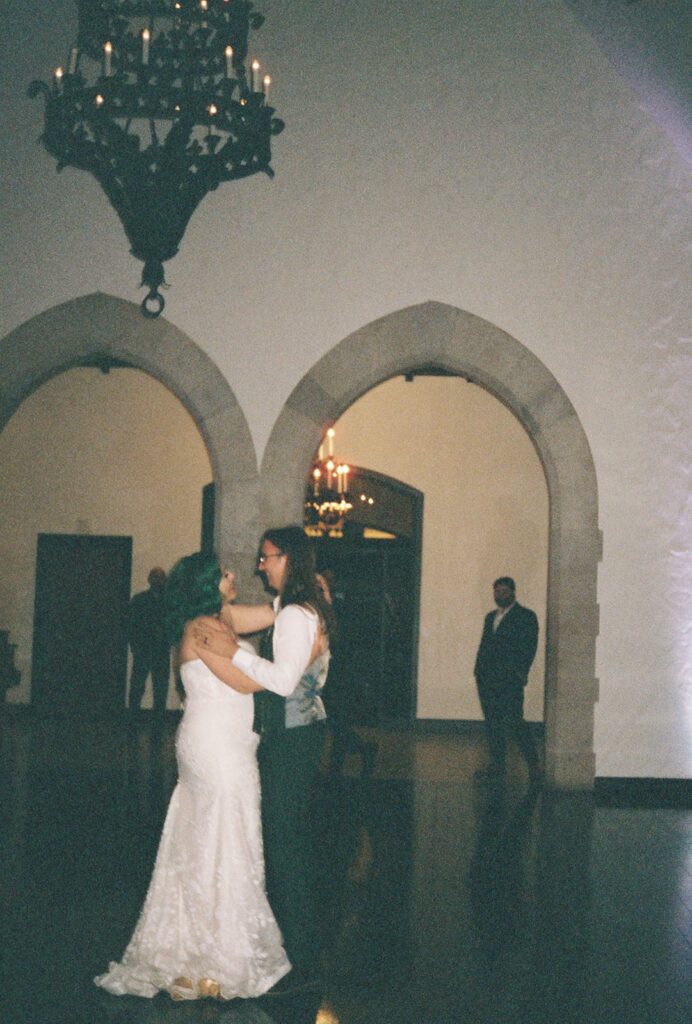 first dance at Oakwood Country Club wedding