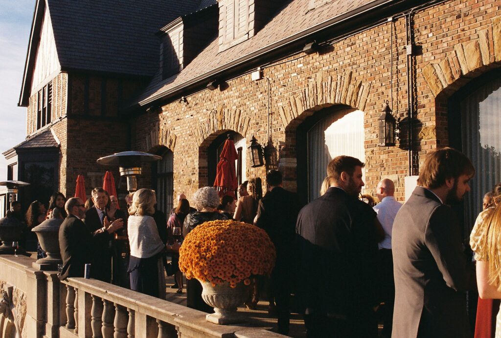 cocktail hour on Oakwood Country Club's patio