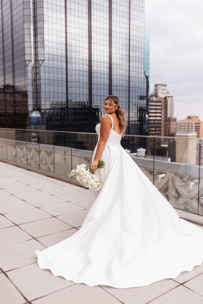 bridal portraits on Hotel KC rooftop