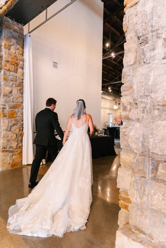 Stone Manor wedding ceremony