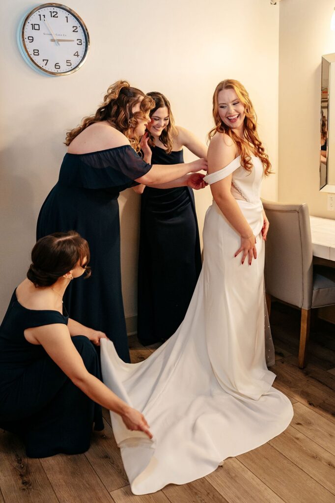 bride getting ready at Mission Theatre